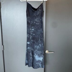 Elegant Black Tie-Dye Dress